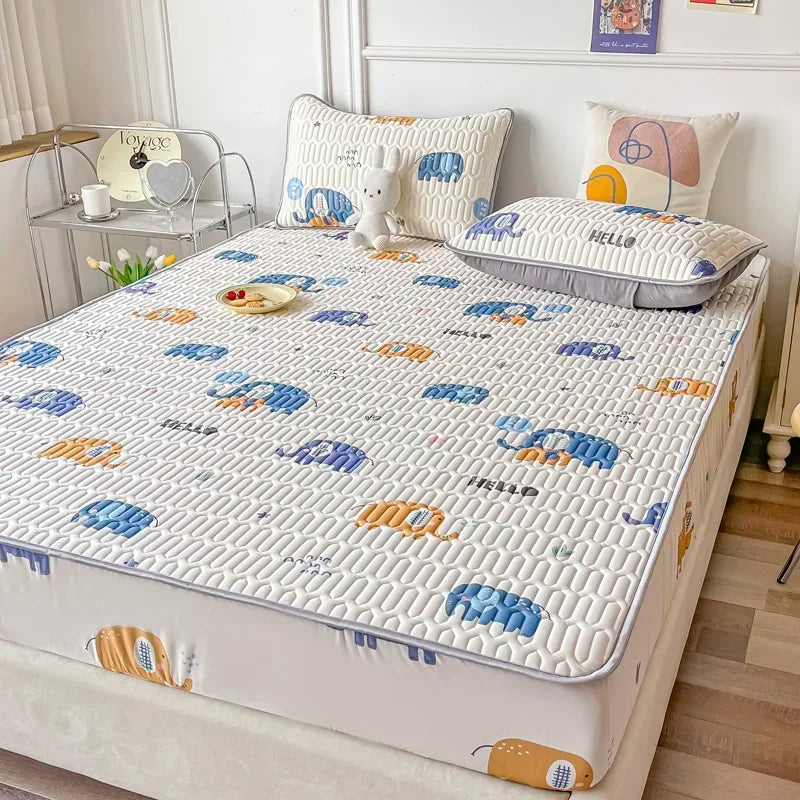 LUXO Natural Latex Cooling Bed Mat With Breathable Quilted Cover