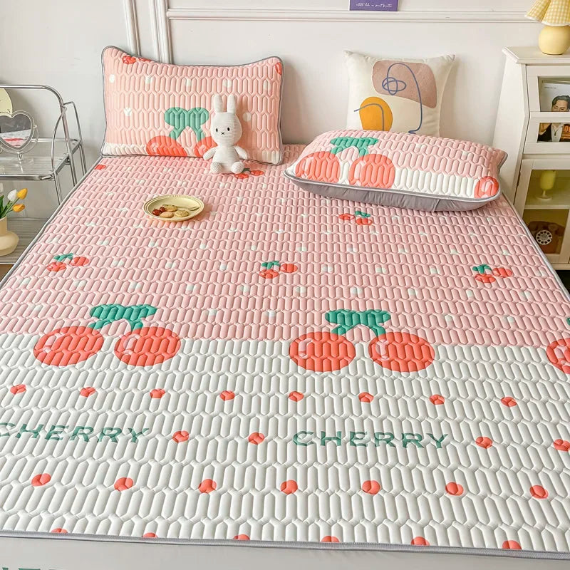 LUXO Natural Latex Cooling Bed Mat With Breathable Quilted Cover
