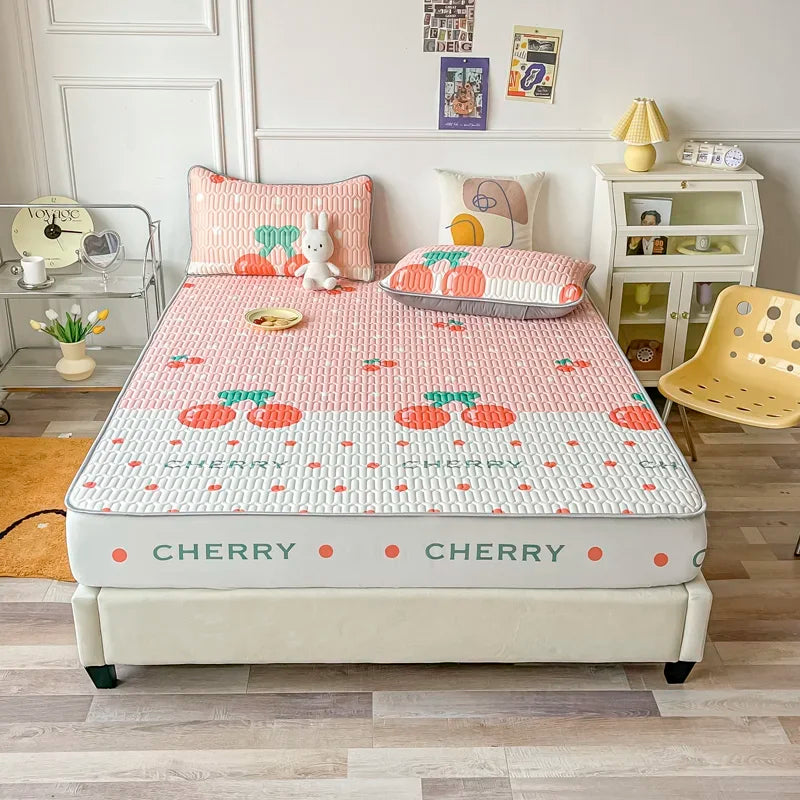 LUXO Natural Latex Cooling Bed Mat With Breathable Quilted Cover