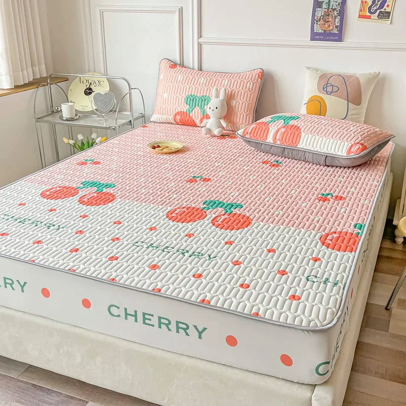 LUXO Natural Latex Cooling Bed Mat With Breathable Quilted Cover