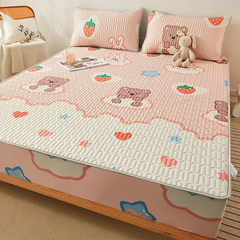 LUXO Natural Latex Cooling Bed Mat With Breathable Quilted Cover