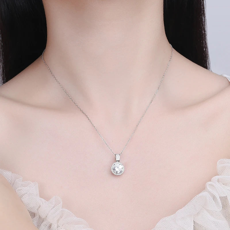 Knobspin 925 Sterling Silver Moissanite Necklace With GRA Certificate